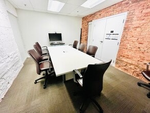 1701-1709 N Charles St, Baltimore, MD à louer Photo intérieure- Image 1 de 11