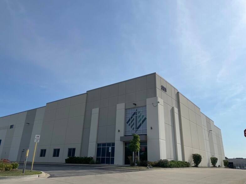 3311 Charles St, Franklin Park, IL à vendre - Photo du bâtiment - Image 1 de 1