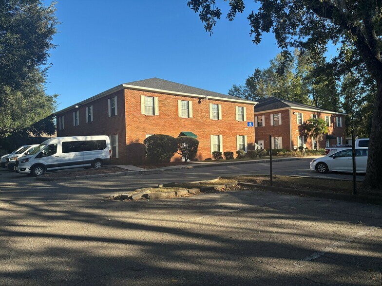 1311 N Paul Russell Rd, Tallahassee, FL à vendre - Photo du bâtiment - Image 3 de 20