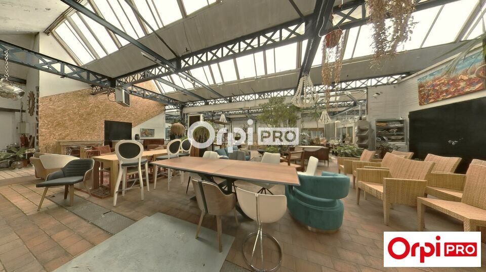 Industrial in Tourcoing for lease - Interior Photo - Image 2 of 4