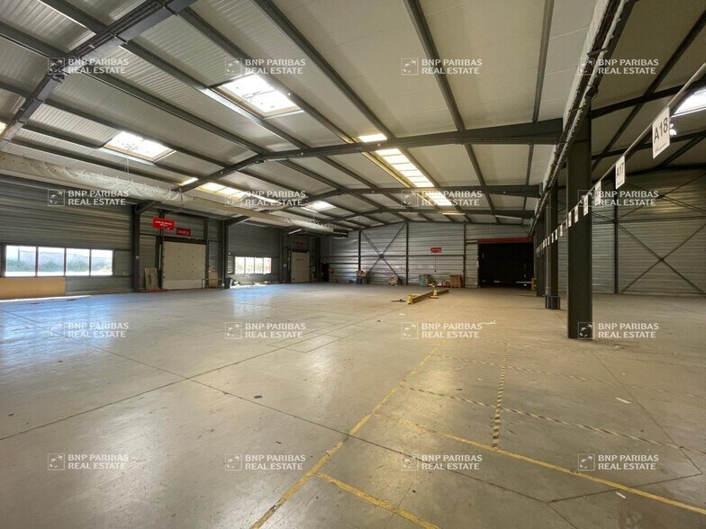 Flex in Jacou for sale - Interior Photo - Image 2 of 15
