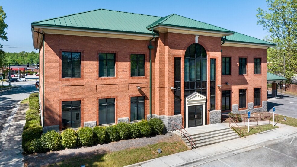 525 E Crossville Rd, Roswell, GA for sale - Building Photo - Image 1 of 14