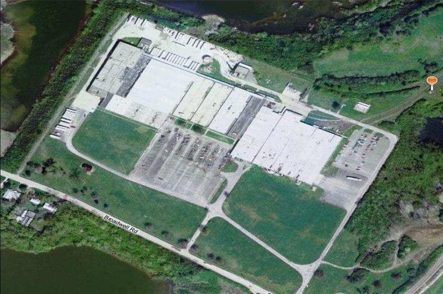 8200 Broadwell Rd, Newtown, OH à louer - Aérien - Image 2 de 4