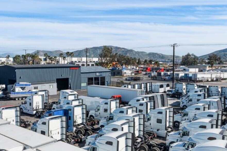 14578 Valley Blvd, Fontana, CA for sale - Building Photo - Image 3 of 8