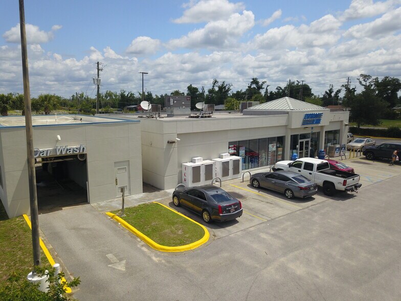 4707 County Rd 389, Lynn Haven, FL à vendre - Photo du bâtiment - Image 3 de 5