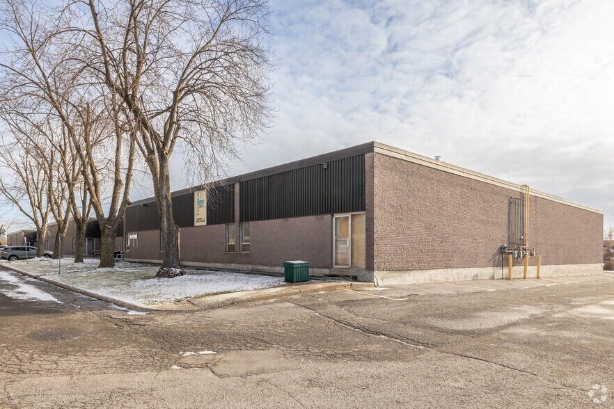 20 Enterprise Ave, Ottawa, ON for sale - Primary Photo - Image 1 of 1