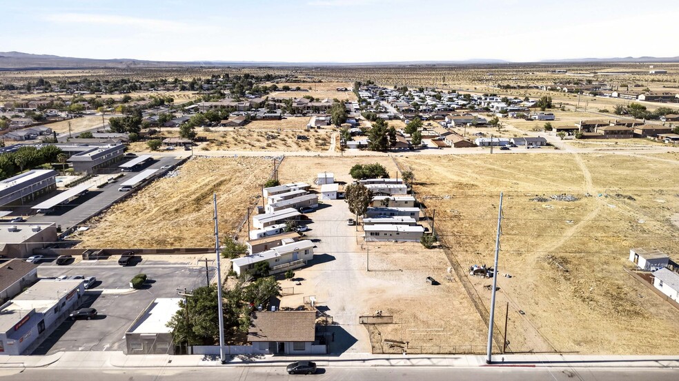 11398 Bartlett Ave, Adelanto, CA for sale - Building Photo - Image 3 of 86