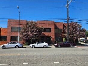 1520-1522 Flower St, Glendale, CA for lease Interior Photo- Image 2 of 3