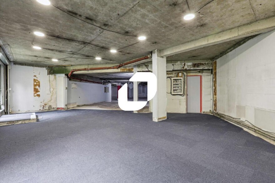 26 Rue De Crimée, Paris for lease - Interior Photo - Image 3 of 20