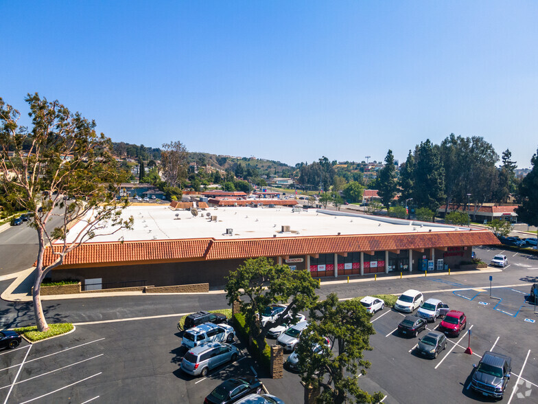 300 S Diamond Bar Blvd, Diamond Bar, CA for lease - Building Photo - Image 3 of 5