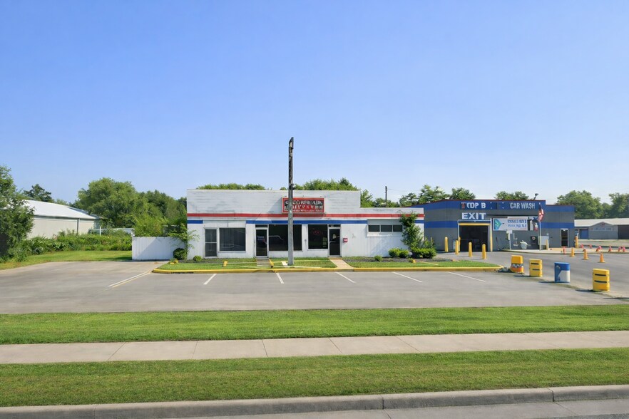 3065 N National Rd, Columbus, IN à vendre - Photo du bâtiment - Image 3 de 6