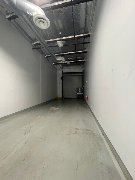 3144 W Adams St, Santa Ana, CA à louer - Photo intérieure - Image 2 de 13