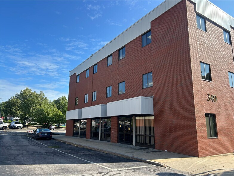 340 Granite St, Manchester, NH à louer - Photo du bâtiment - Image 2 de 2