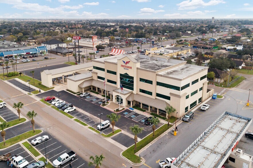 533 N Alamo Rd, Alamo, TX à louer - Photo du bâtiment - Image 3 de 18