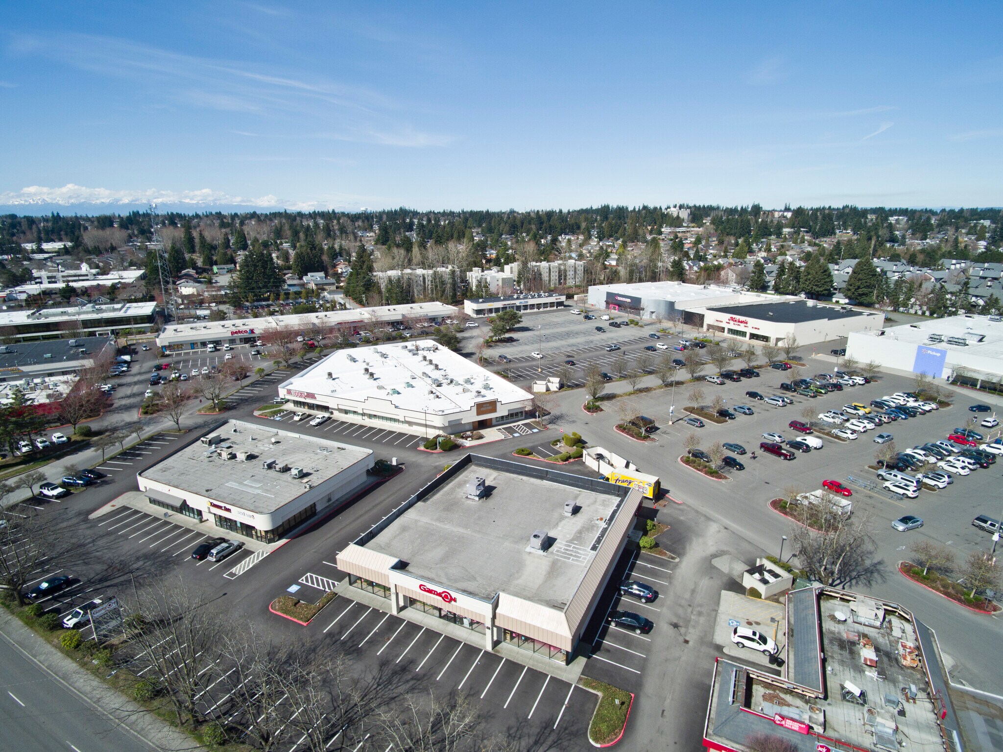 1201-1605 SE Everett Mall Way, Everett, WA à vendre Photo du bâtiment- Image 1 de 12