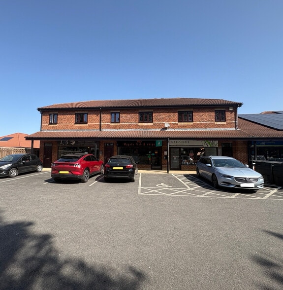 Clover Way, Spalding for lease - Building Photo - Image 2 of 6