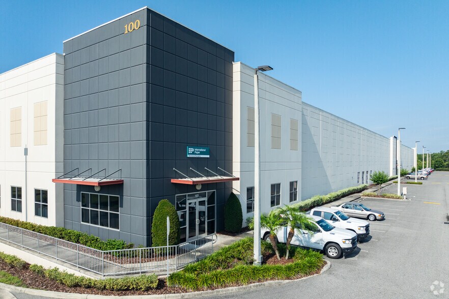 141 S County Line Rd, Plant City, FL à louer - Photo du bâtiment - Image 2 de 8