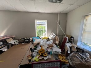 322 Amherst St, Nashua, NH for lease Interior Photo- Image 2 of 6