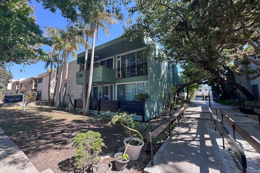 7736 Paseo del Rey, Venice, CA for sale - Primary Photo - Image 1 of 32