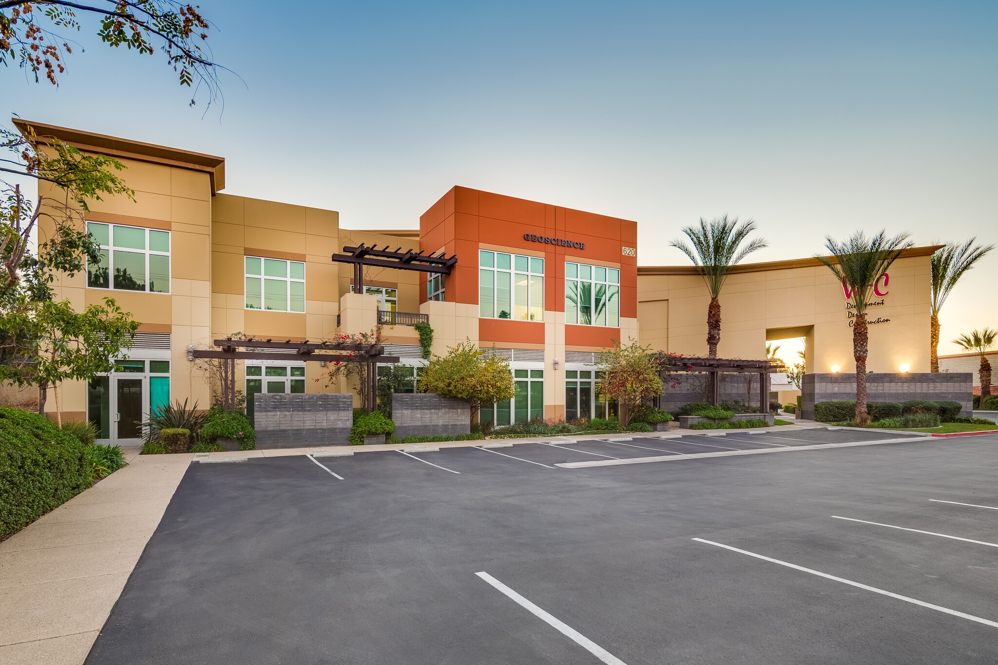 620 Arrow Hwy, La Verne, CA for lease Primary Photo- Image 1 of 4