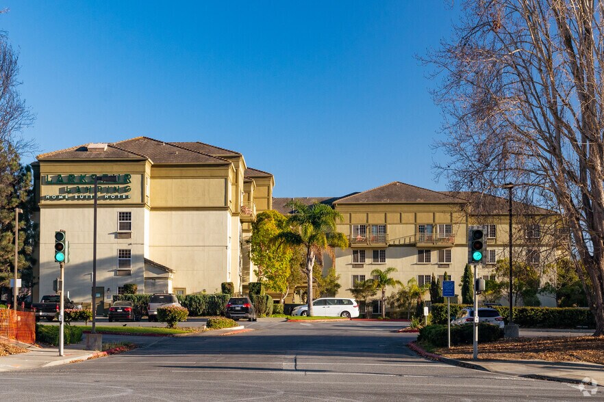 690 Gateway Blvd, South San Francisco, CA à vendre - Photo du bâtiment - Image 2 de 5