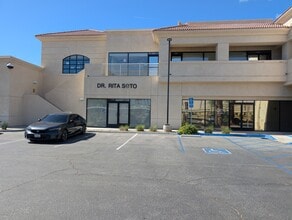 78900 Avenue 47, La Quinta, CA à louer Photo intérieure- Image 1 de 3