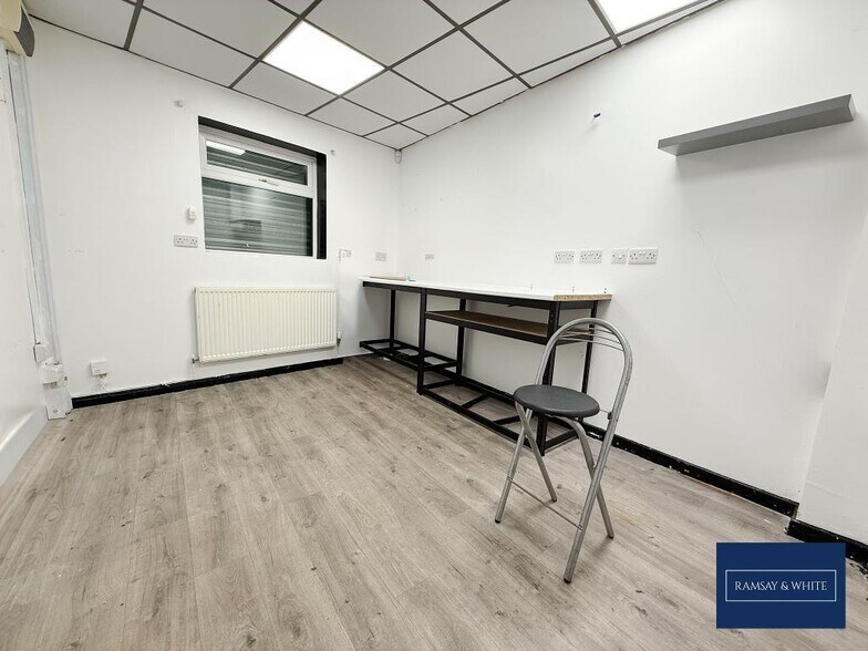 34A High St, Merthyr Tydfil à vendre - Photo du bâtiment - Image 3 de 10