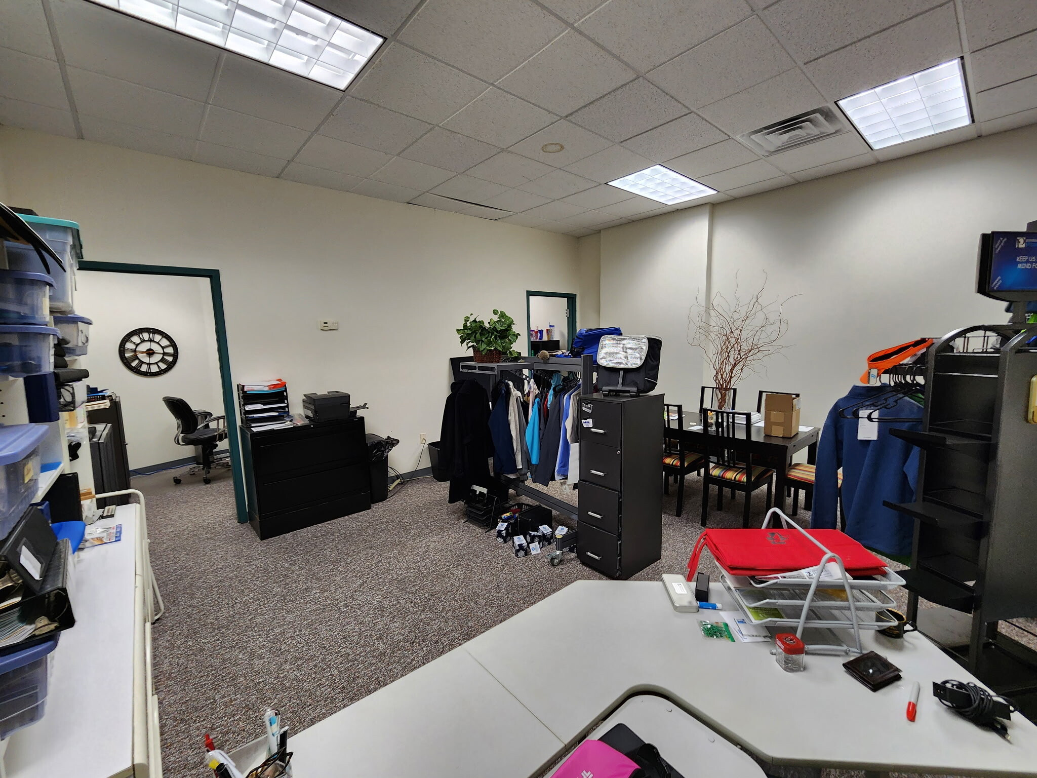 74 S Main St, Fond Du Lac, WI à louer Photo intérieure- Image 1 de 3