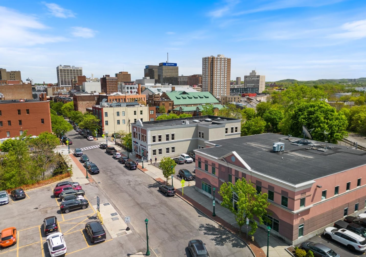 Walton Street Office portfolio of 2 properties for sale on LoopNet.ca Building Photo- Image 1 of 16