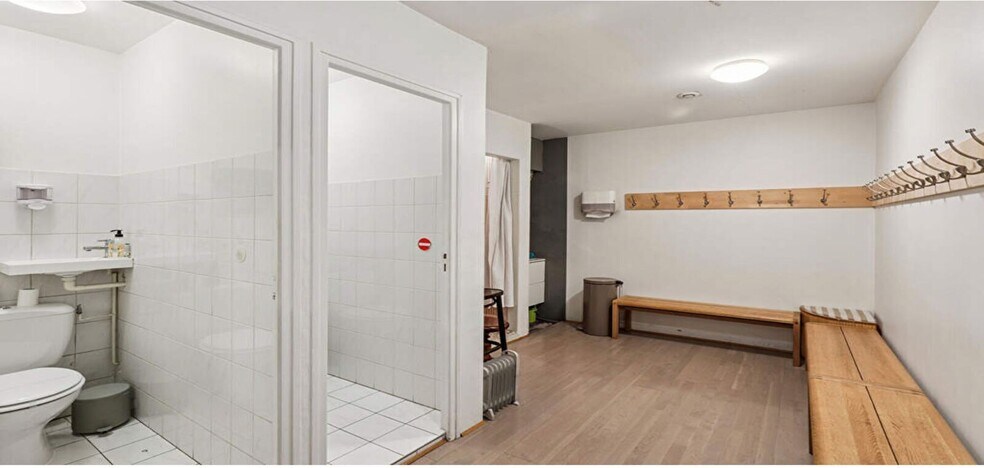 Commerce de détail dans Paris à vendre - Photo du bâtiment - Image 2 de 3