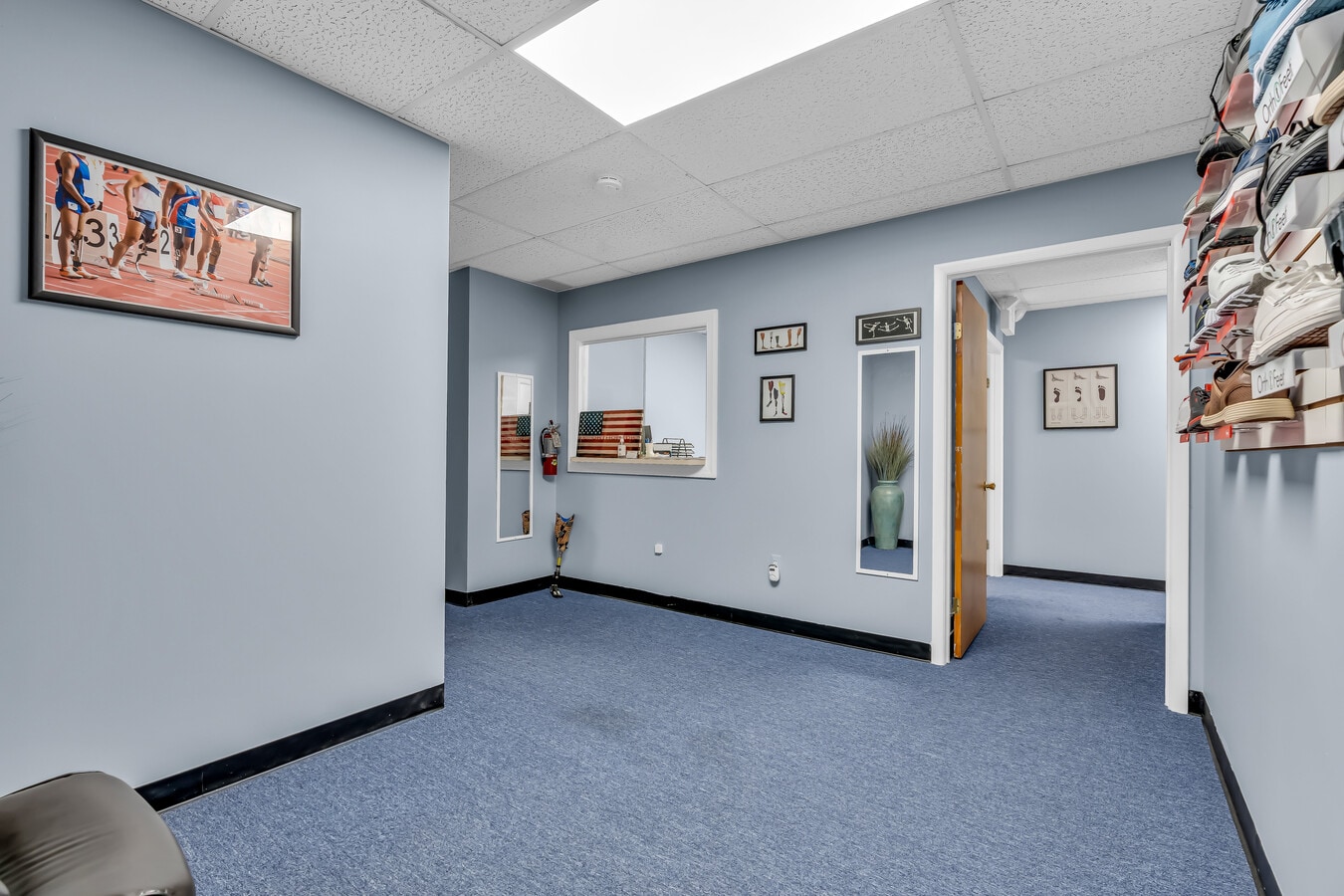 721 N Beers St, Holmdel, NJ 07733 - Unit 1B -  - Interior Photo - Image 2 of 16