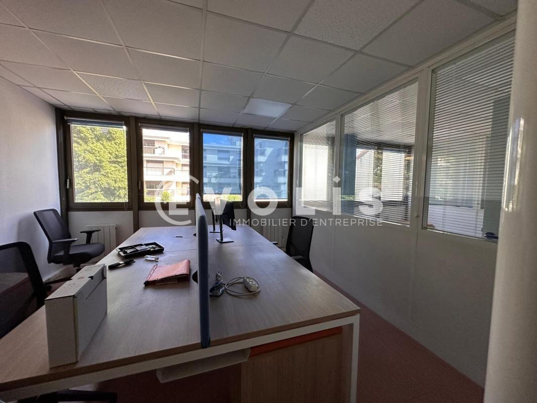 Bureau dans Bourg-la-Reine à louer Photo intérieure- Image 1 de 8