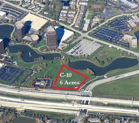 E Pierce Rd, Itasca, IL à vendre Photo du bâtiment- Image 1 de 2