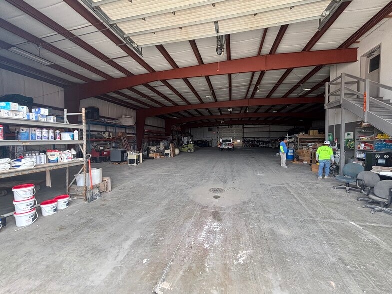 4424 Dickinson Rd, De Pere, WI for sale - Building Photo - Image 3 of 5