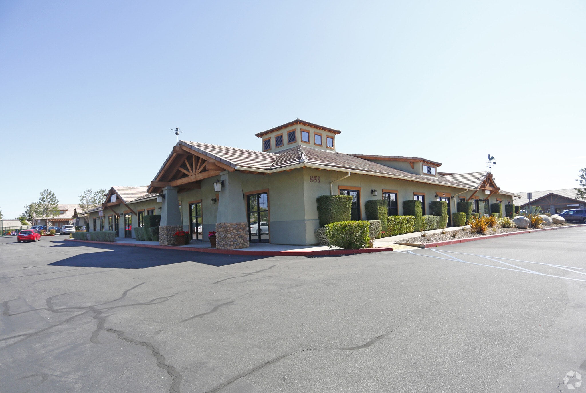 853 Auto Center Dr, Palmdale, CA for lease Primary Photo- Image 1 of 20