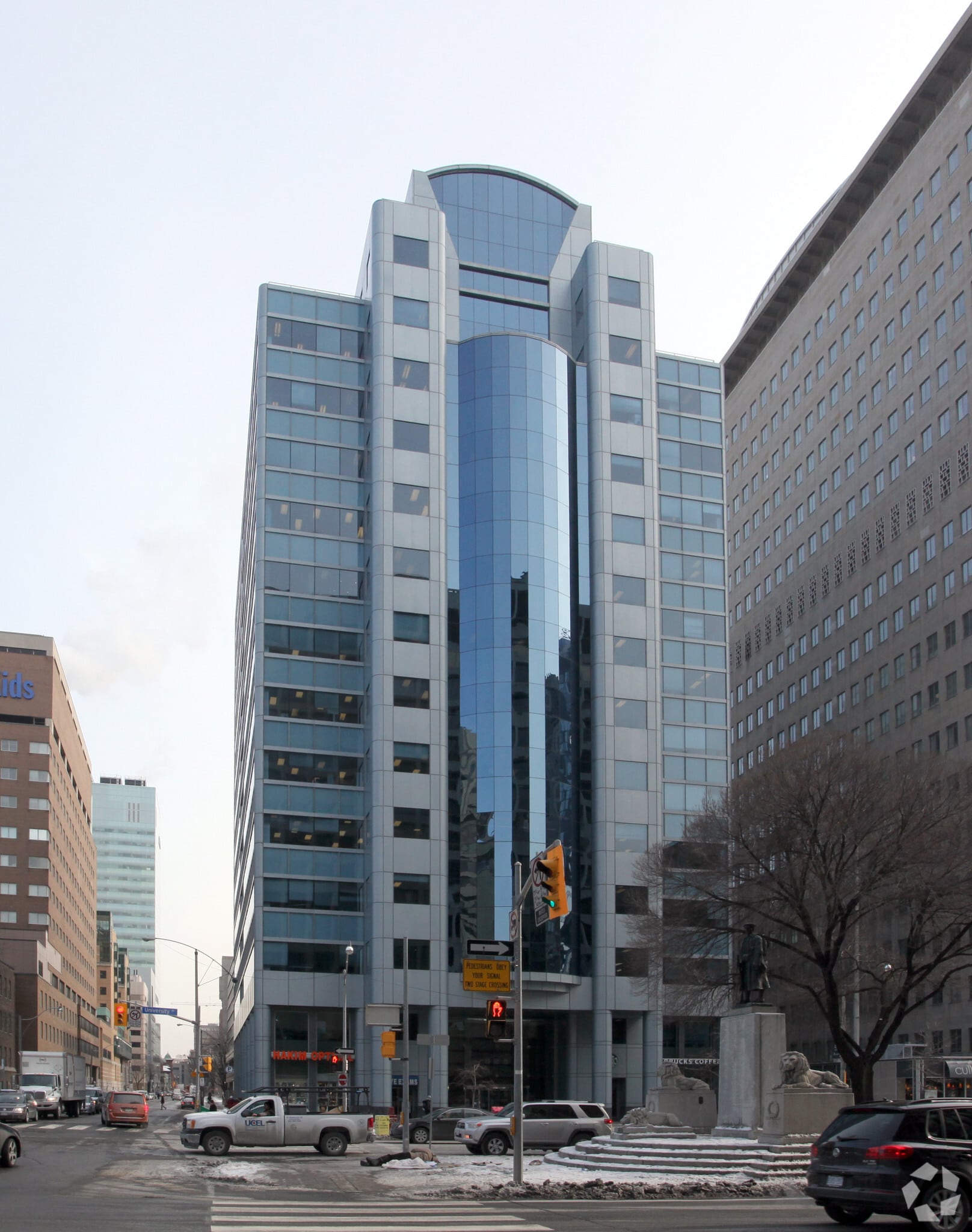 525 University Ave, Toronto, ON for lease Primary Photo- Image 1 of 5