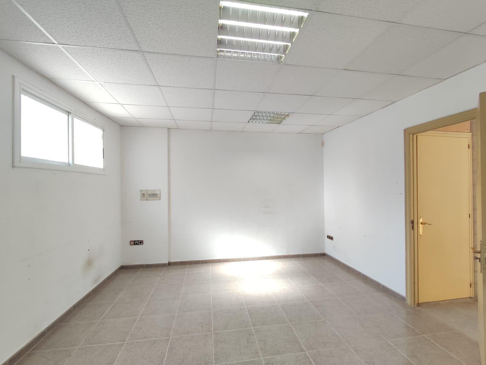 Multifamily in Manresa, Barcelona for sale Building Photo- Image 1 of 4