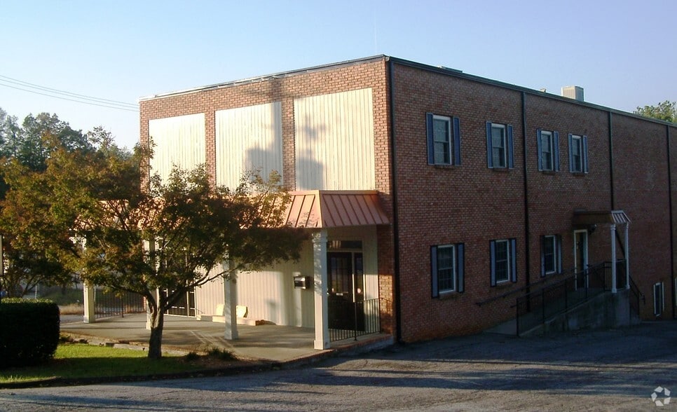 700 Dalrymple Rd NE, Sandy Springs, GA for lease - Building Photo - Image 3 of 11