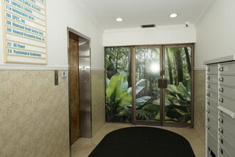 8500-8690 Bird Rd, Miami, FL for lease Lobby- Image 1 of 7