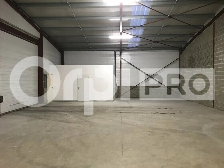 Flex in Cestas for lease - Interior Photo - Image 1 of 8