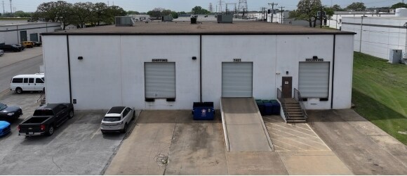 7451 Tower St, Richland Hills, TX à vendre - Photo du bâtiment - Image 2 de 5