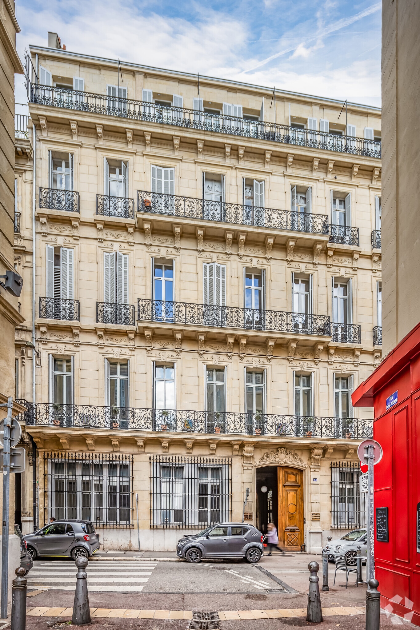 42 Rue Montgrand, Marseille for sale Primary Photo- Image 1 of 25