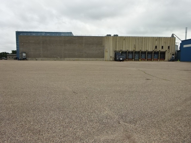 4930 Hayes Ave, Plover, WI for sale - Building Photo - Image 3 of 35