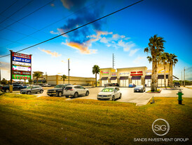 PALMHURST PLAZA - NNN Property