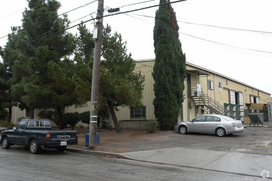 2150 Prune Ave, Fremont, CA for sale - Primary Photo - Image 1 of 3
