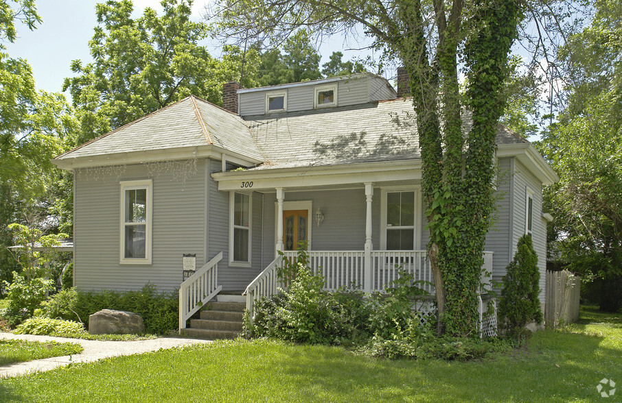 300 Main St, Saint Peters, MO à vendre - Photo principale - Image 1 de 1