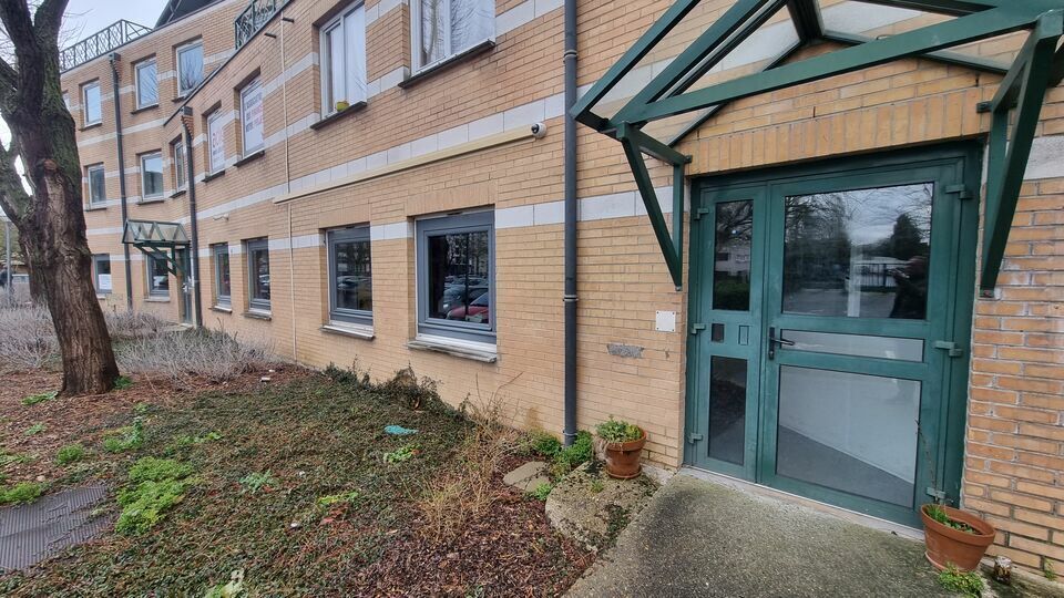 14 B Avenue Du Centaure, Cergy for lease - Building Photo - Image 2 of 14