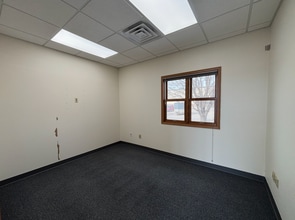 4700 W 26th St, Sioux Falls, SD for lease Interior Photo- Image 1 of 1