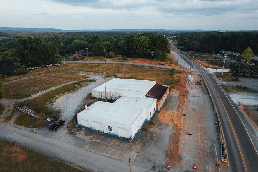 1470 S Jefferson Ave, Cookeville, TN for sale - Aerial - Image 2 of 41