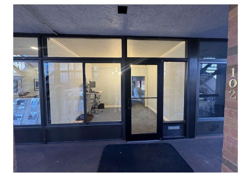 533 E Hopkins Ave, Aspen, CO à louer - Photo du bâtiment - Image 2 de 11